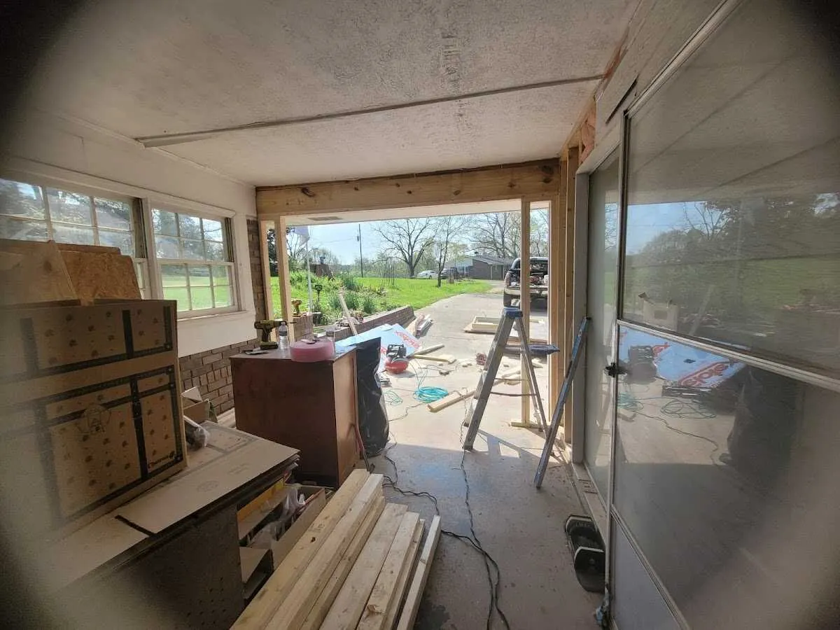 Air movers and dehumidifier for Drying & Dehumidification in Saraland